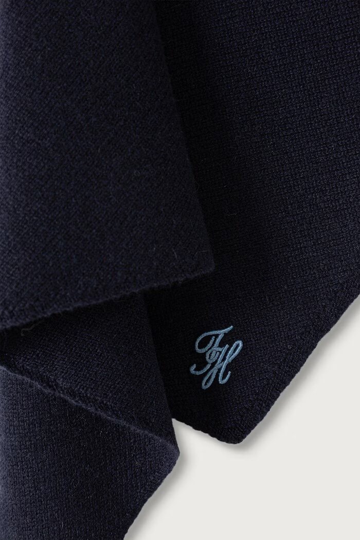 Tommy Hilfiger шалче дамско с кашмир тъмносиньо AW0AW19573