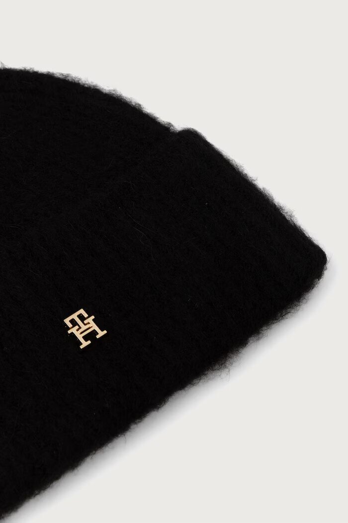 Tommy Hilfiger шапка beanie дамска от вълнена материя черна AW0AW19104