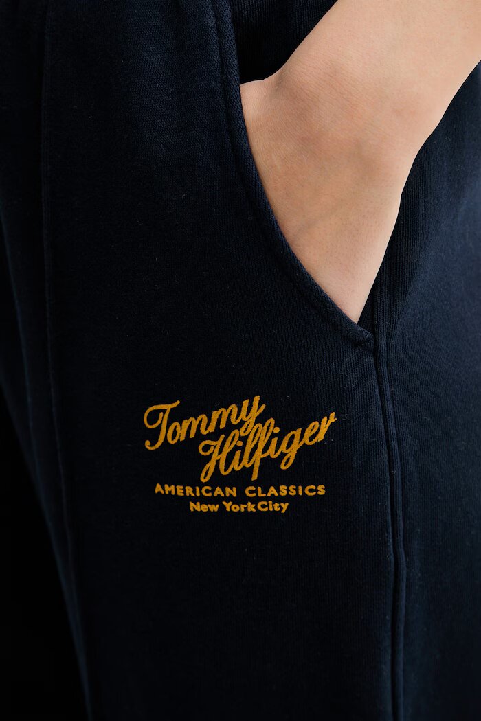 Tommy Hilfiger спортен панталон дамски от памук тъмносин със стандартна талия WW0WW50783