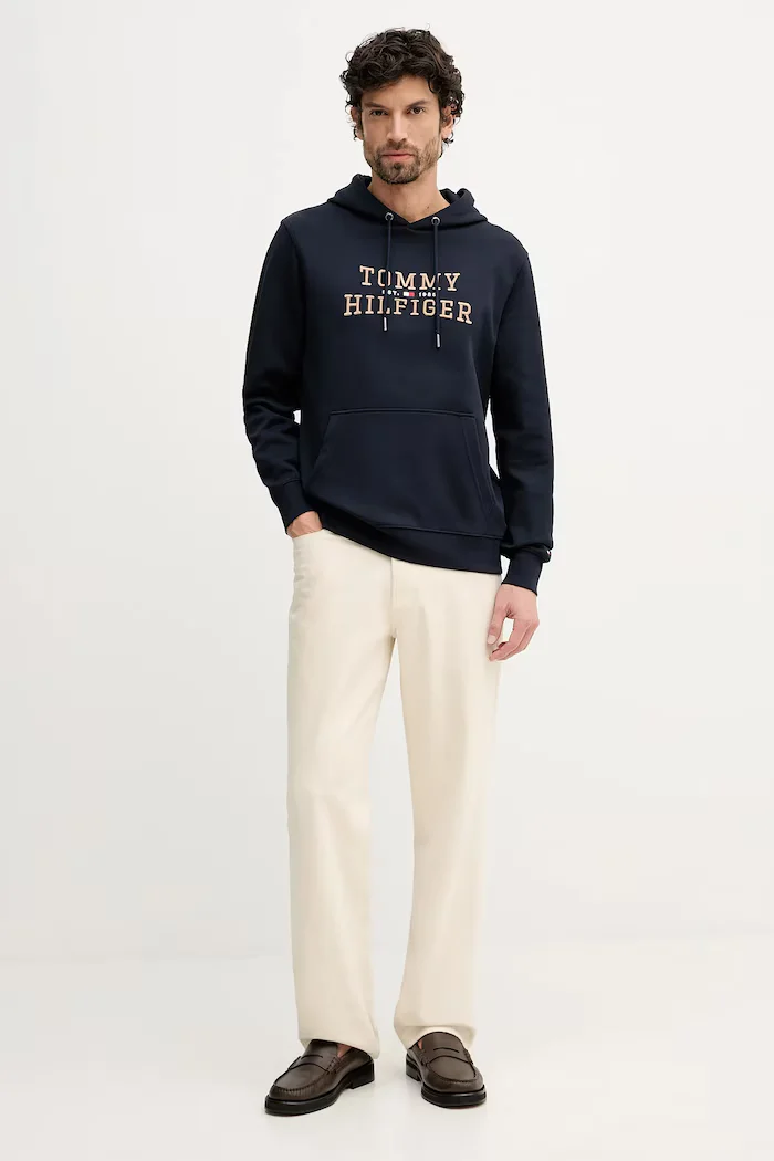 Tommy Hilfiger Суичър мъжки в тъмносиньо с качулка с апликация MW0MW42528
