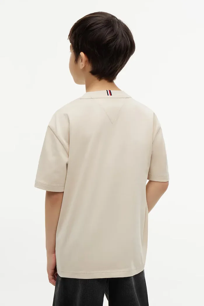 Tommy Hilfiger тениска за деца от памук бежова KB0KB10340