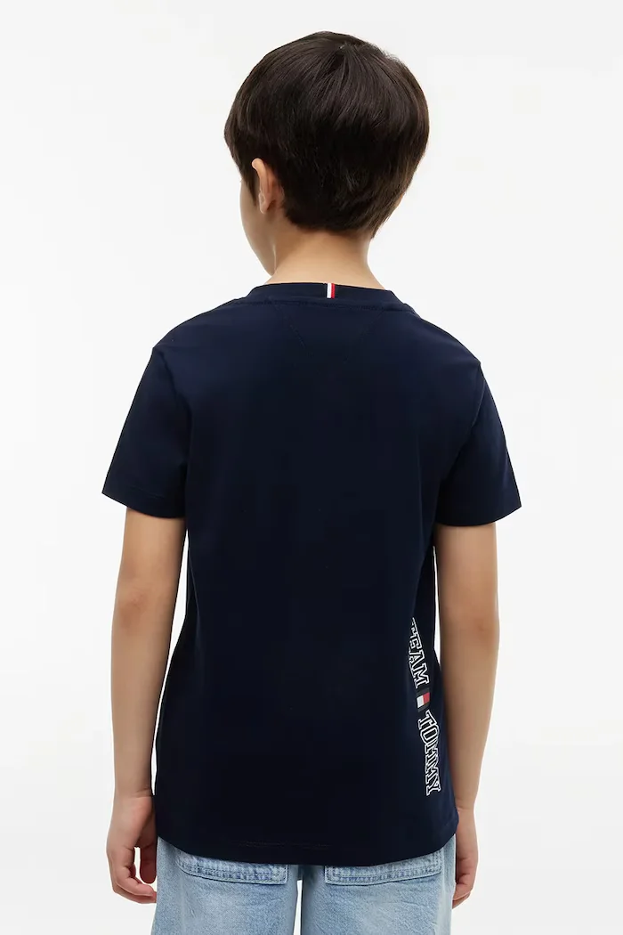 Tommy Hilfiger тениска за деца от памук тъмносиня KB0KB10591
