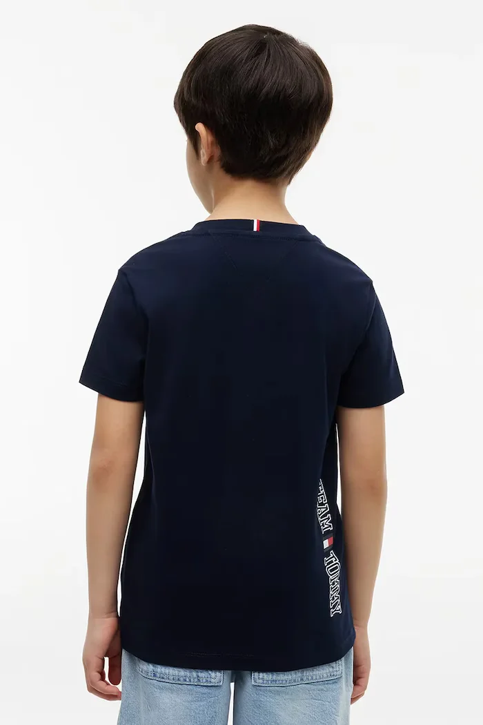 Tommy Hilfiger тениска за деца от памук тъмносиня KB0KB10591