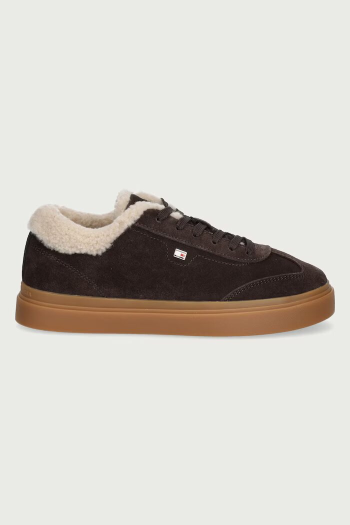 Tommy Hilfiger TH CHIC CUPSOLE WL маратонки дамски от велур кафяви FW0FW09597