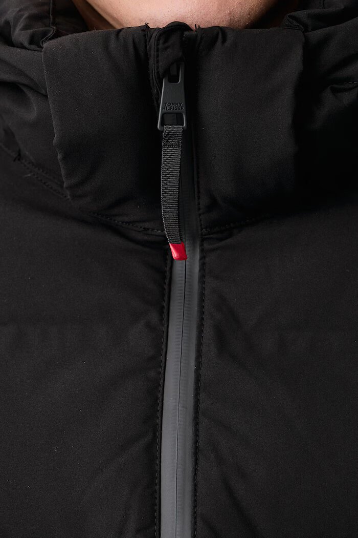 Tommy Hilfiger яке мъжко черно MW0MW44977