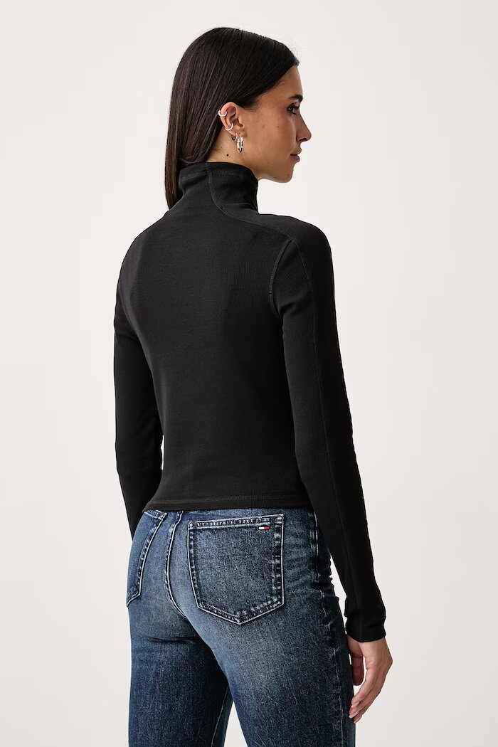 Tommy Jeans блуза с дълги ръкави дамска от памук с еластан черна DW0DW23251