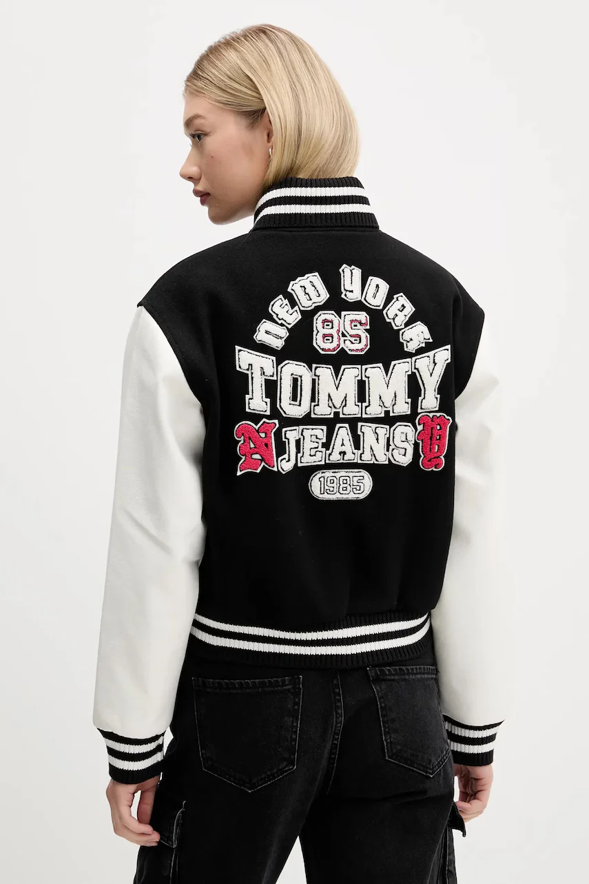 Tommy Jeans Бомбър яке с вълна