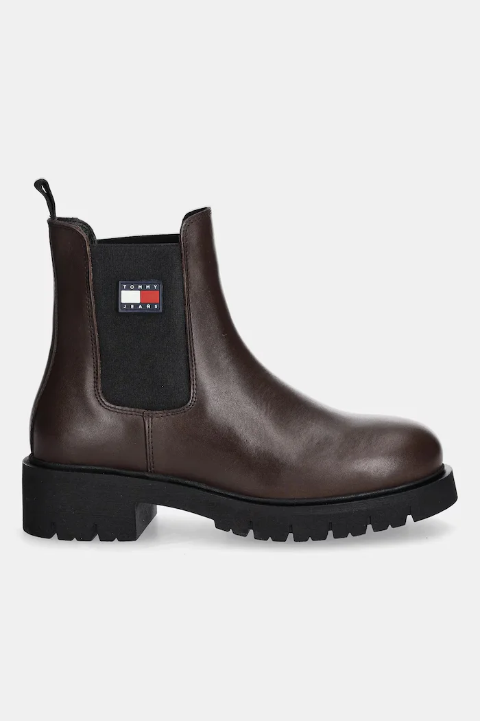 Tommy Jeans Боти челси TJW CHELSEA LEATHER BOOT в кафяво с равна подметка EN0EN02825