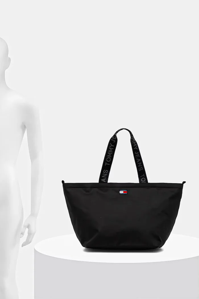 Tommy Jeans Чанта в черно AW0AW17891