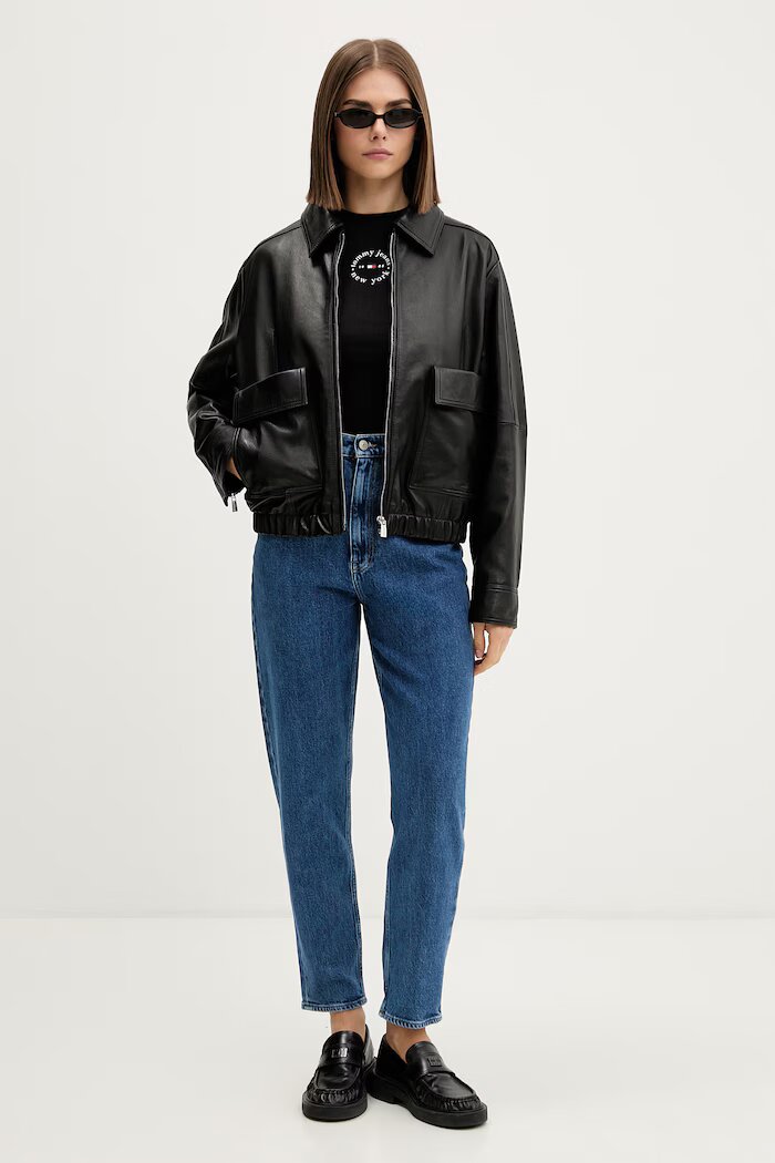 Tommy Jeans дънки mom fit дамски сини DW0DW23464