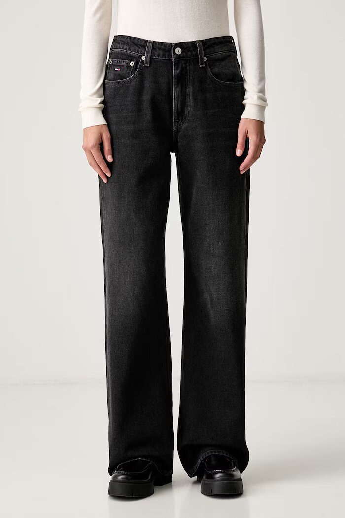 Tommy Jeans дънки relaxed fit дамски черни DW0DW23815
