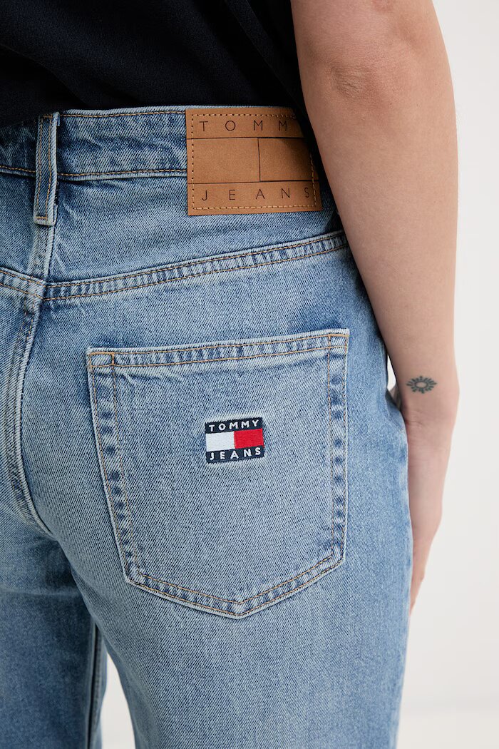 Tommy Jeans дънки straight дамски сини DW0DW23581