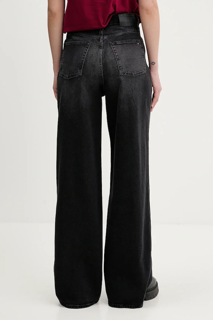 Tommy Jeans Дънки в черно DW0DW22453