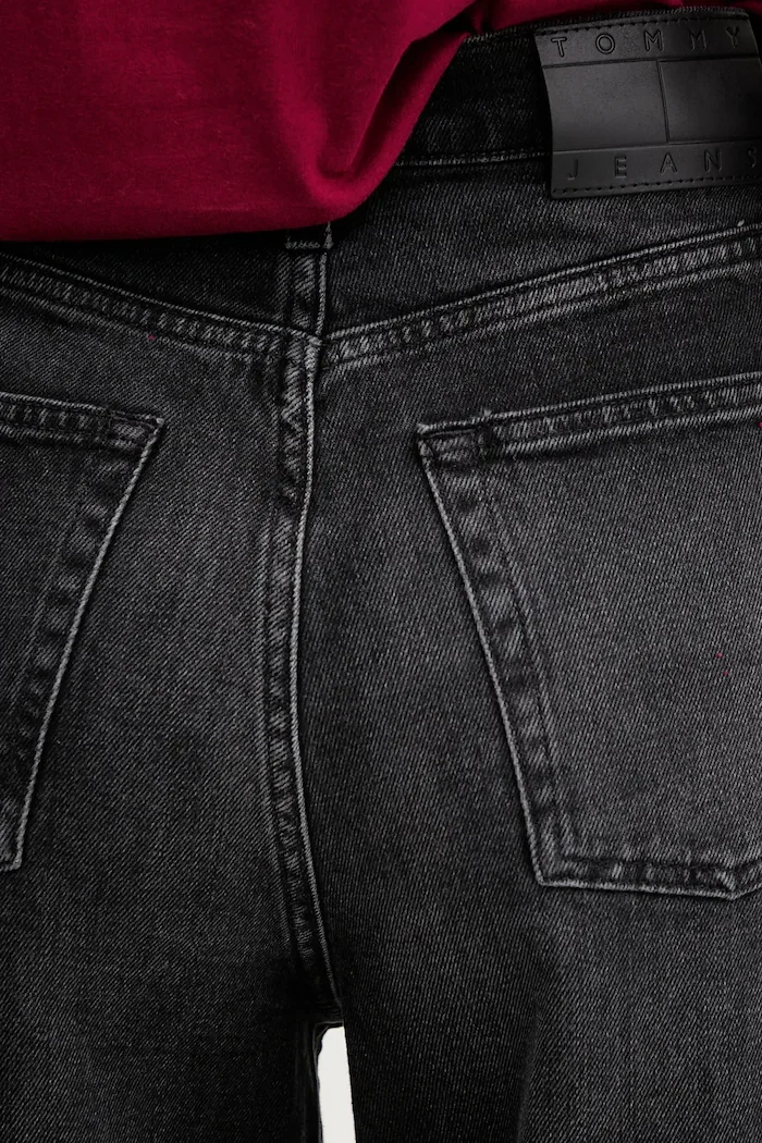 Tommy Jeans Дънки в черно DW0DW22453