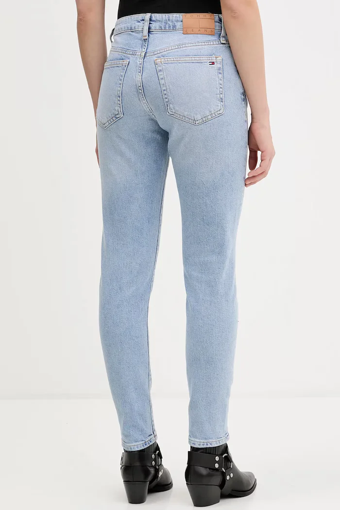 Tommy Jeans Дънки в синьо DW0DW22429