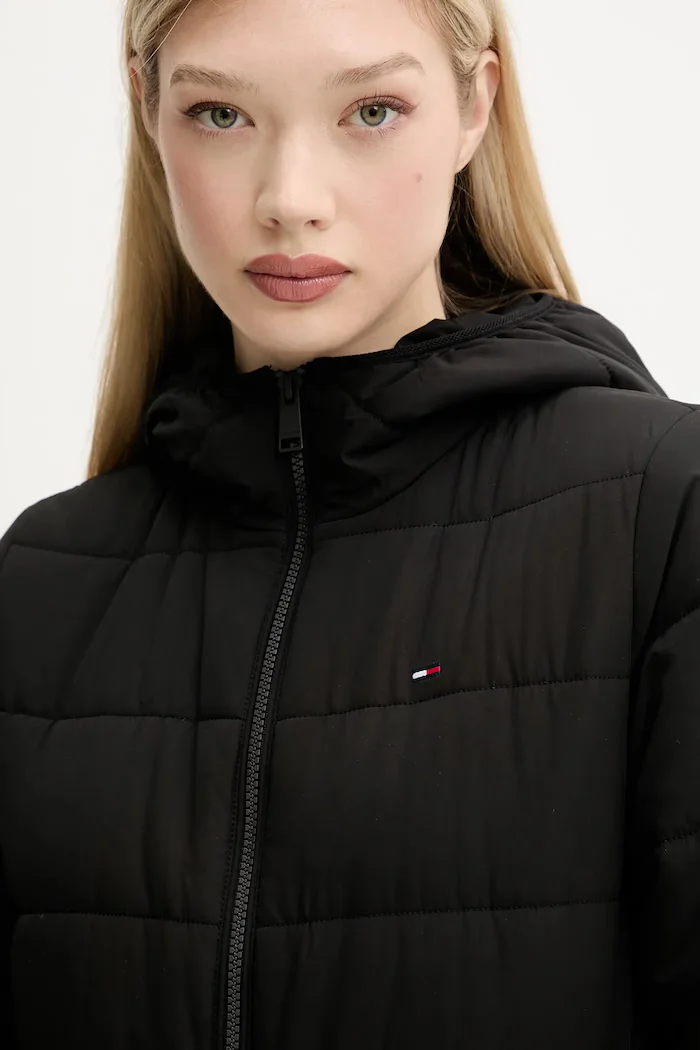Tommy Jeans капитонирано яке дамско черно DW0DW20959