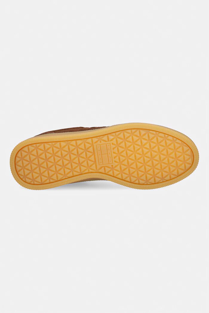 Tommy Jeans MU THE GREENWICH EDGE SUEDE маратонки дамски от велур кафяви EN0EN03050