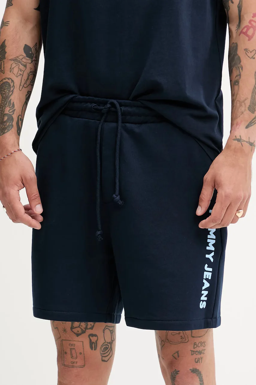 Tommy Jeans Памучен къс панталон