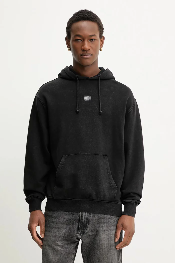 Tommy Jeans Памучен суичър мъжки в черно с качулка с изчистен дизайн DM0DM22383