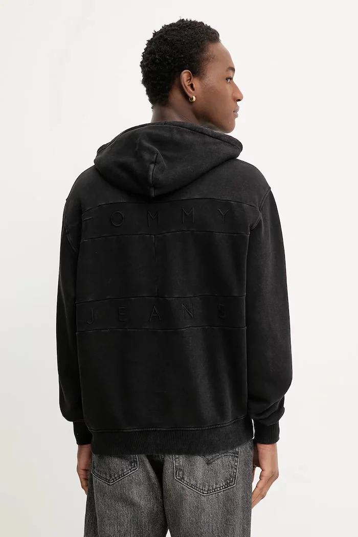 Tommy Jeans Памучен суичър мъжки в черно с качулка с изчистен дизайн DM0DM22383