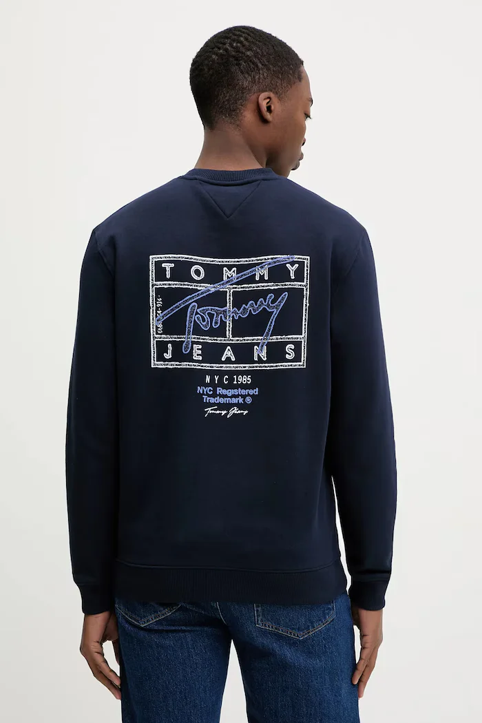 Tommy Jeans Памучен суичър мъжки в тъмносиньо с принт DM0DM22366