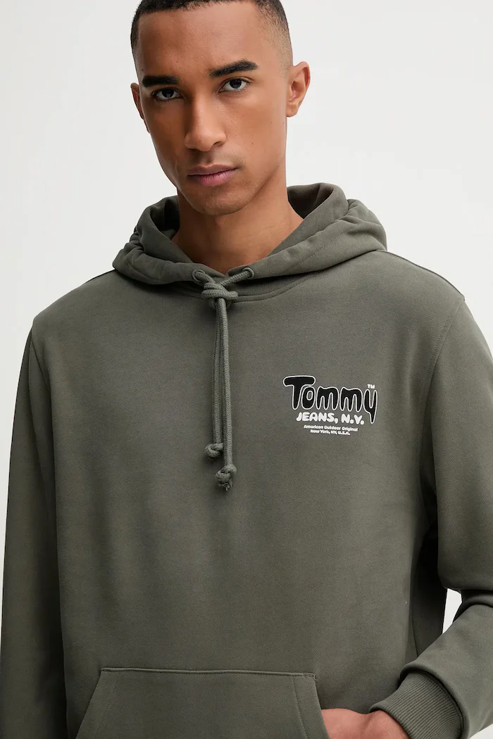 Tommy Jeans Памучен суичър мъжки в зелено с качулка с принт DM0DM22086
