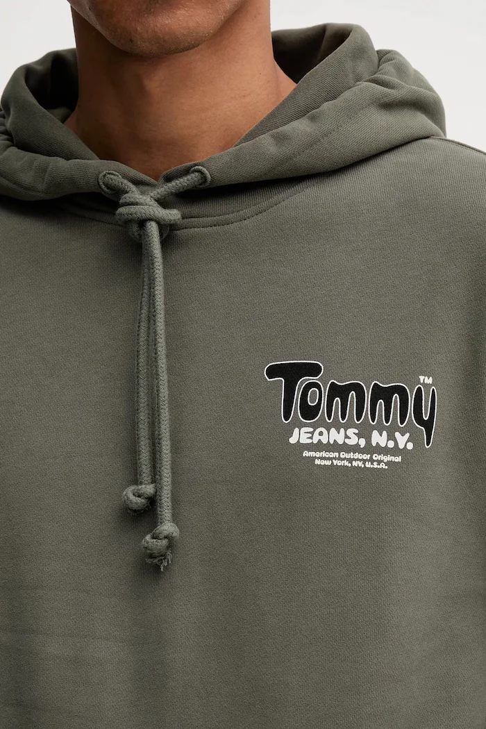 Tommy Jeans Памучен суичър мъжки в зелено с качулка с принт DM0DM22086