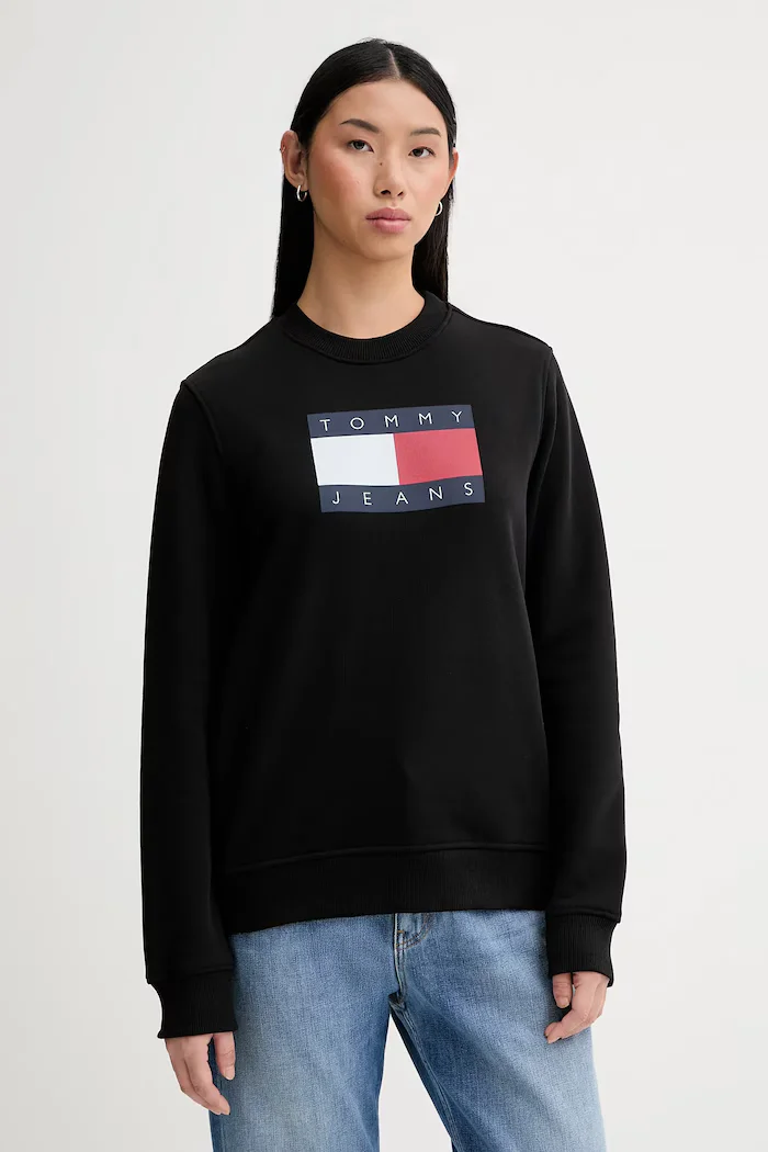 Tommy Jeans Памучен суичър в черно с принт DW0DW22564