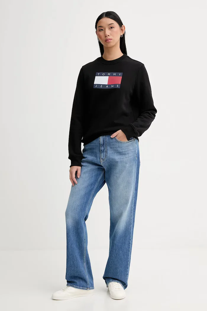 Tommy Jeans Памучен суичър в черно с принт DW0DW22564