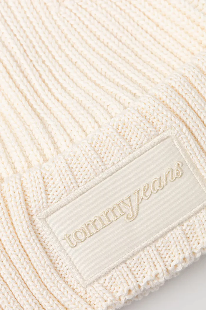 Tommy Jeans Памучна шапка в бежово AW0AW17909