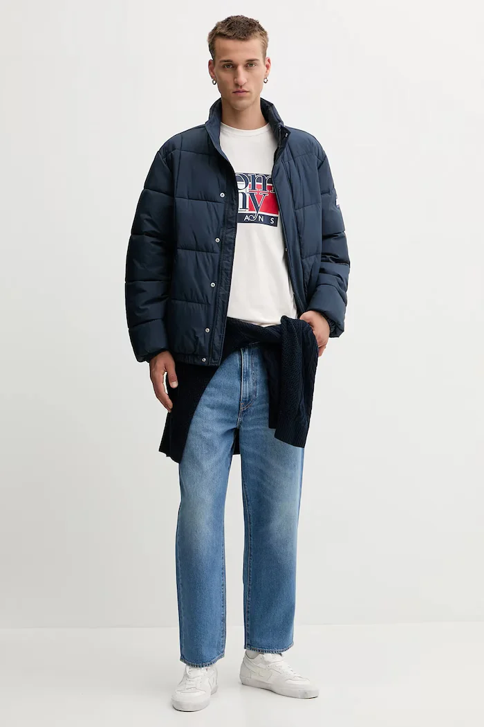 Tommy Jeans Памучна тениска в бежово с десен DM0DM21977