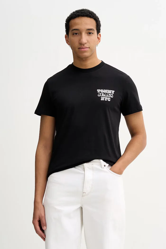 Tommy Jeans Памучна тениска в черно с принт DM0DM22321