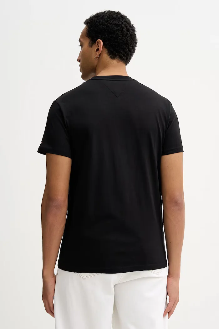 Tommy Jeans Памучна тениска в черно с принт DM0DM22321