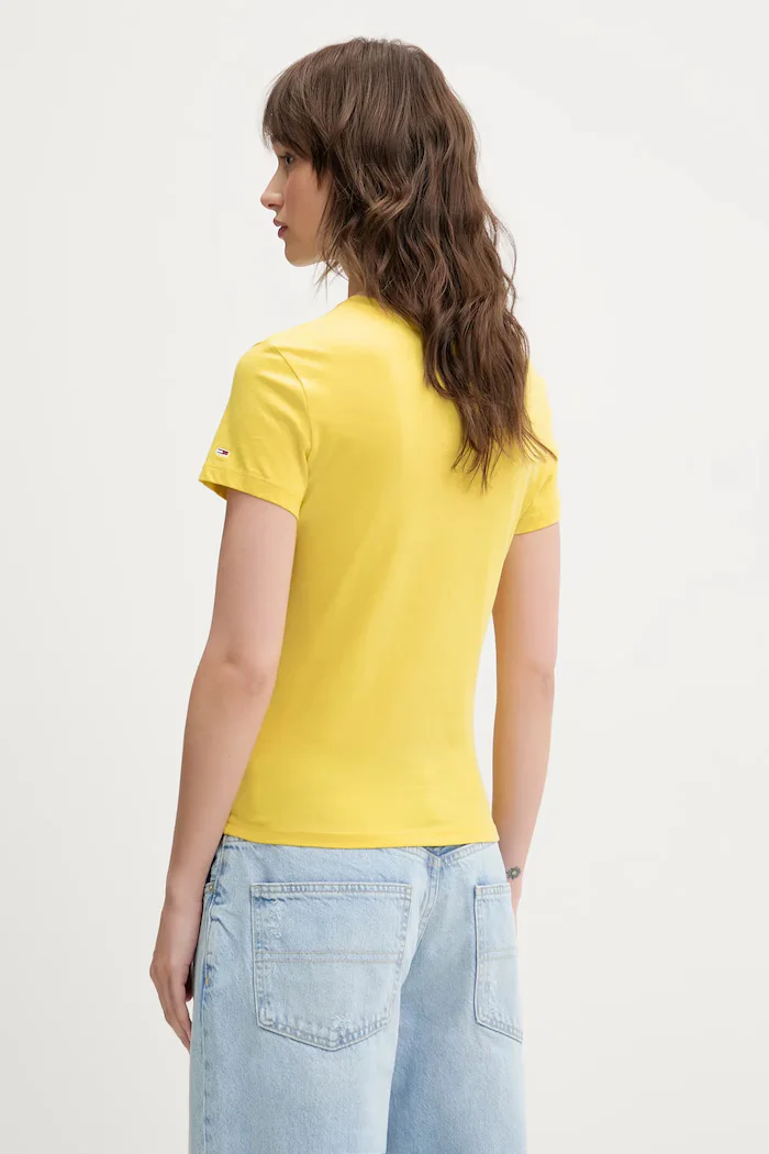 Tommy Jeans Памучна тениска в жълто DW0DW19447