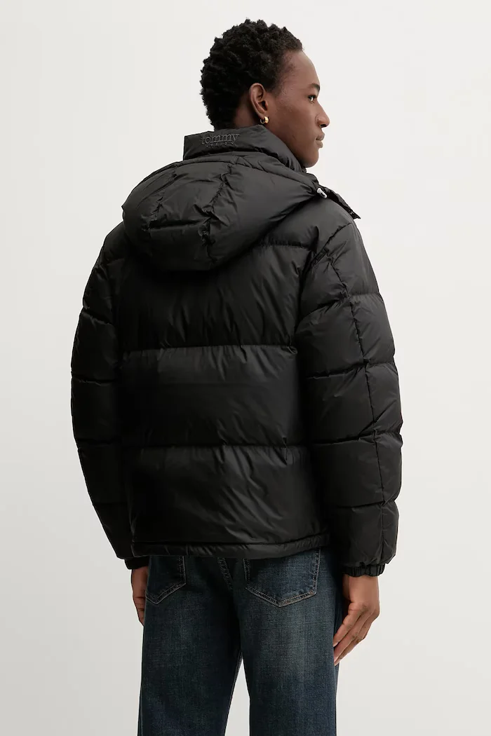 Tommy Jeans пухено яке мъжко черно DM0DM22036