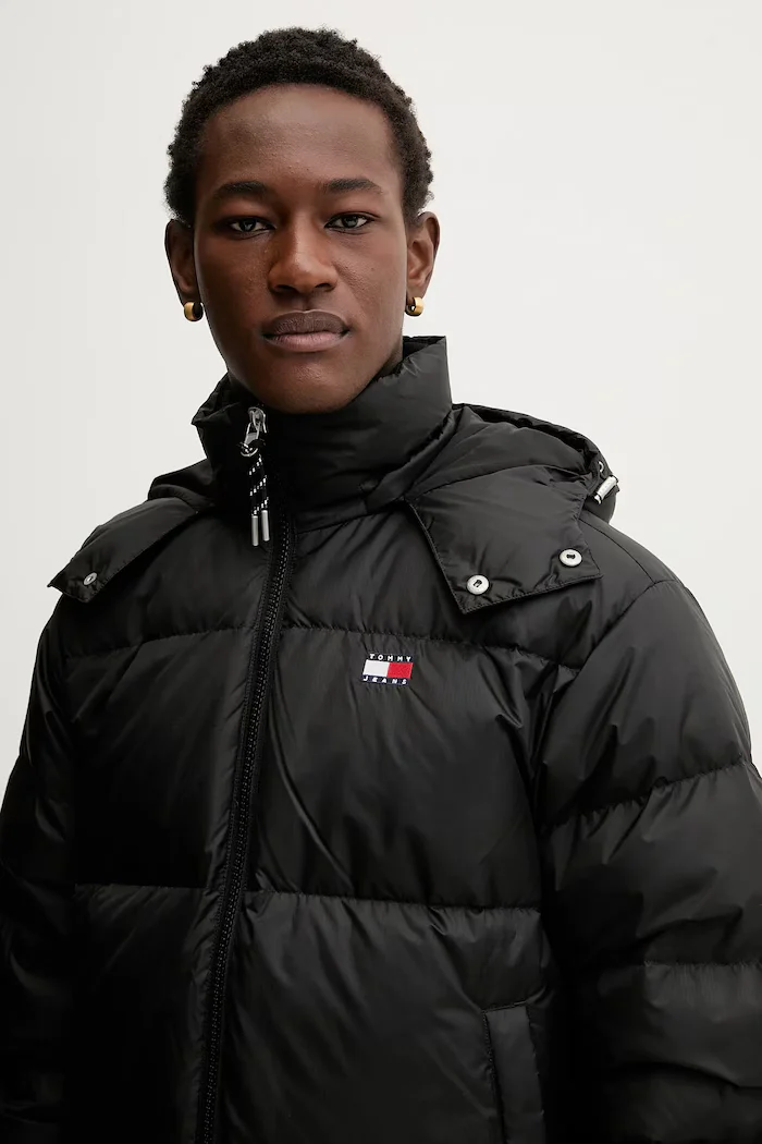 Tommy Jeans пухено яке мъжко черно DM0DM22036