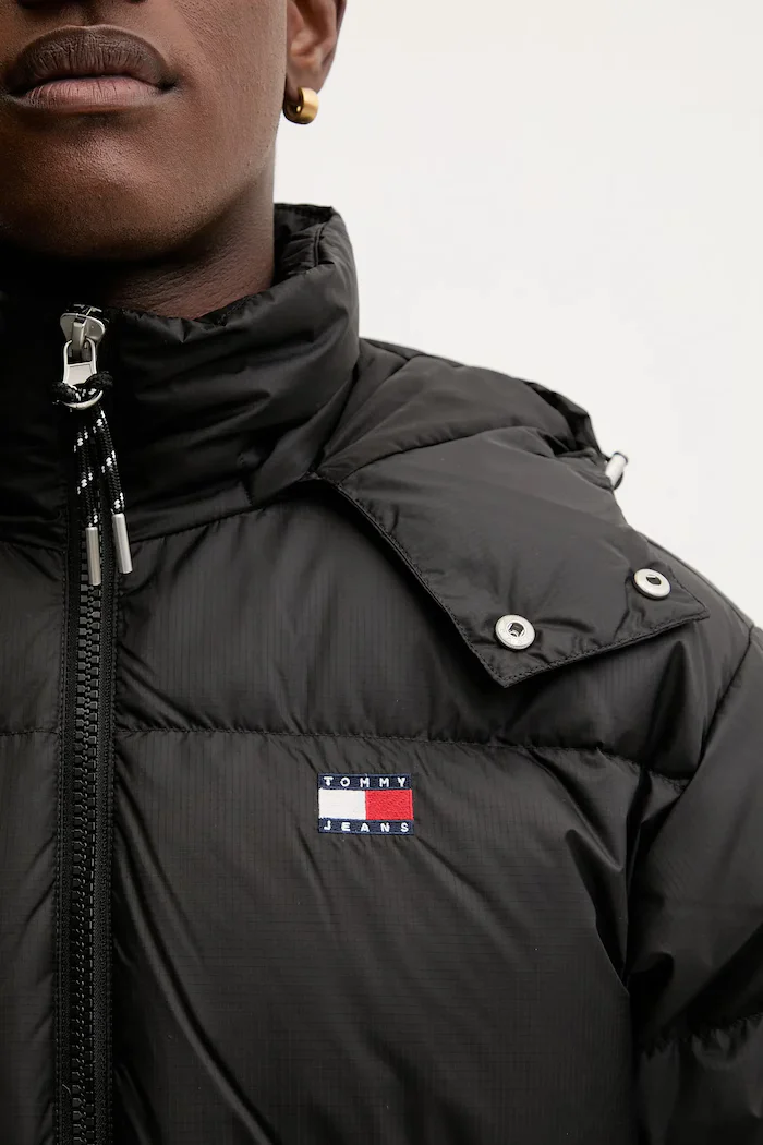 Tommy Jeans пухено яке мъжко черно DM0DM22036