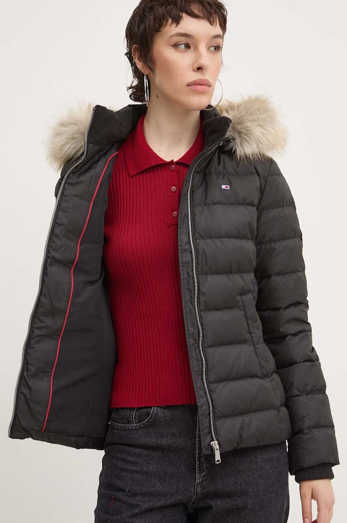 Tommy Jeans Пухено яке в черно зимен модел DW0DW18312