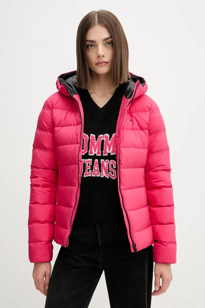 Tommy Jeans Пухено яке в червено зимен модел DW0DW21617