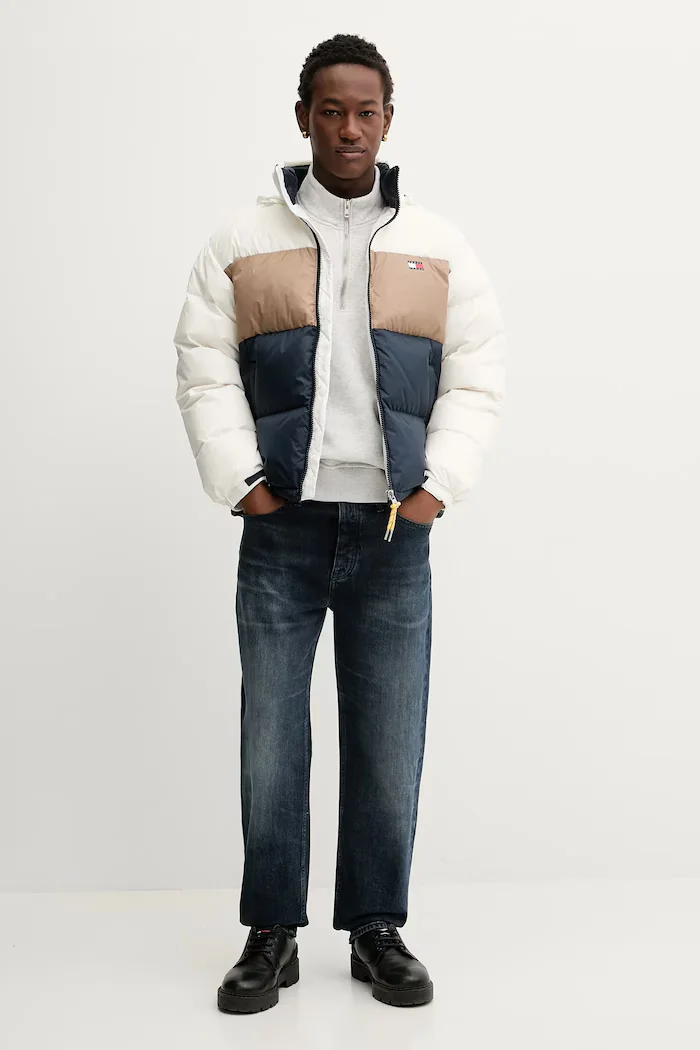 Tommy Jeans Пухено яке в тъмносиньо зимен модел DM0DM22117