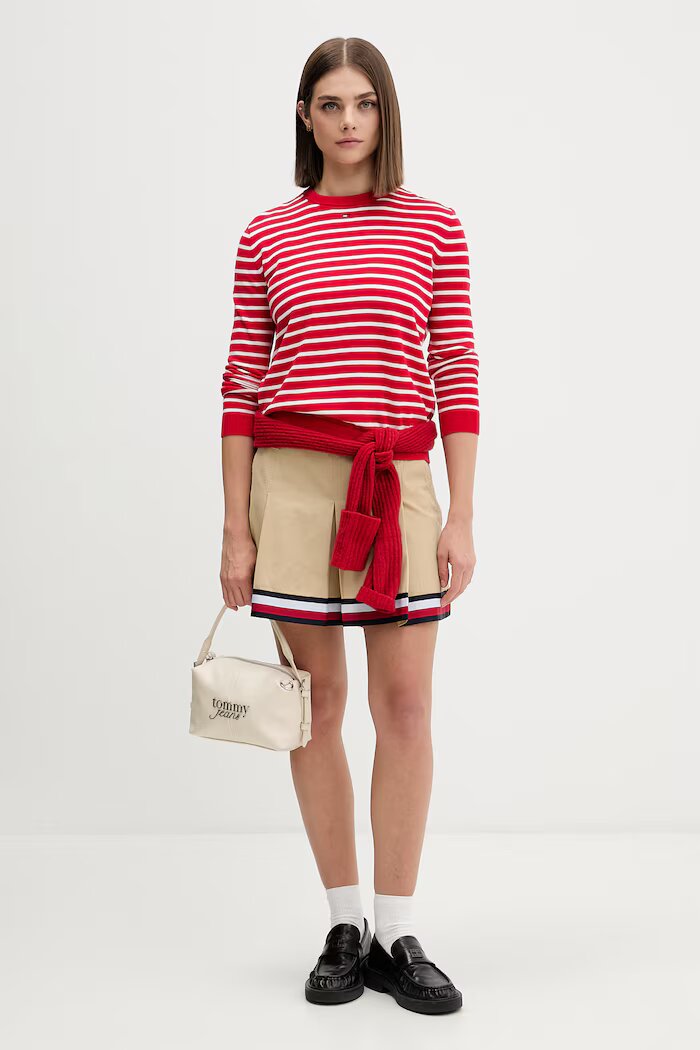 Tommy Jeans пуловер дамски от памук червен DW0DW20159