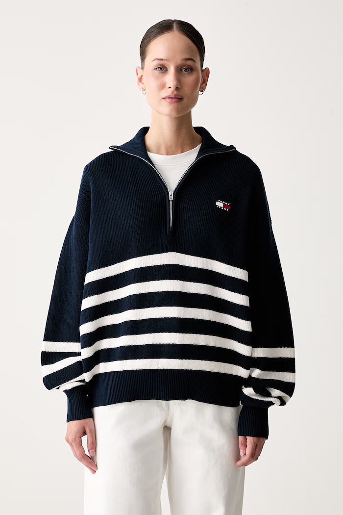 Tommy Jeans пуловер дамски от памук тъмносин DW0DW22928