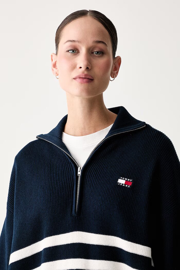 Tommy Jeans пуловер дамски от памук тъмносин DW0DW22928
