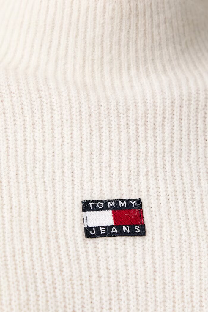 Tommy Jeans пуловер дамски с вълна бежов DW0DW23349