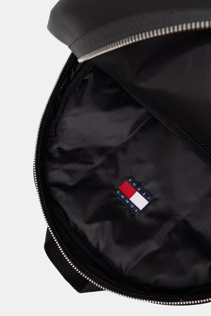 Tommy Jeans раница мъжка от имитация на кожа черна AM0AM14340