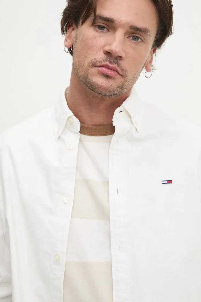 Tommy Jeans риза мъжка от памук бяла DM0DM21298
