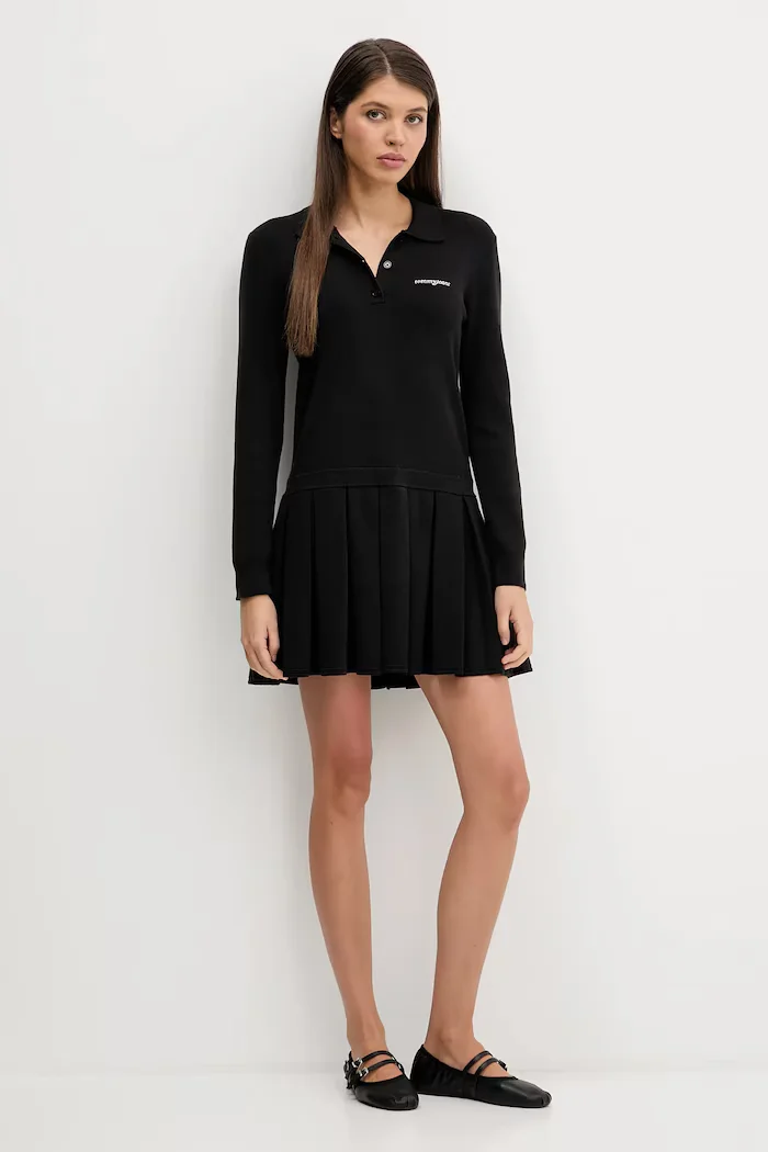 Tommy Jeans Рокля в черно къса разкроена DW0DW22464