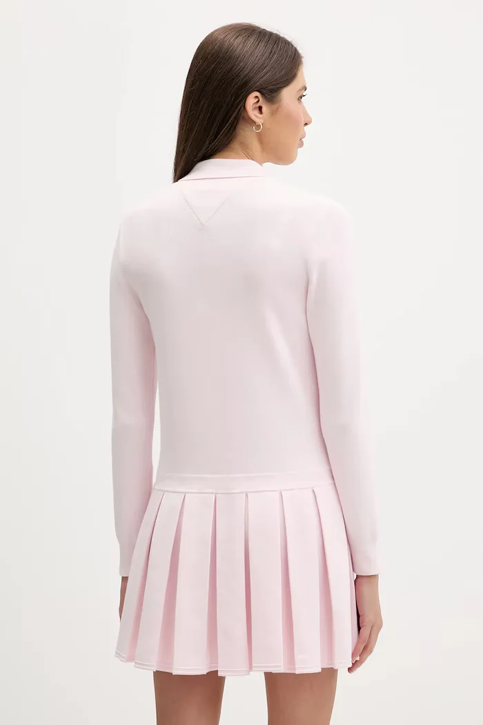 Tommy Jeans Рокля в розово къса разкроена DW0DW22464