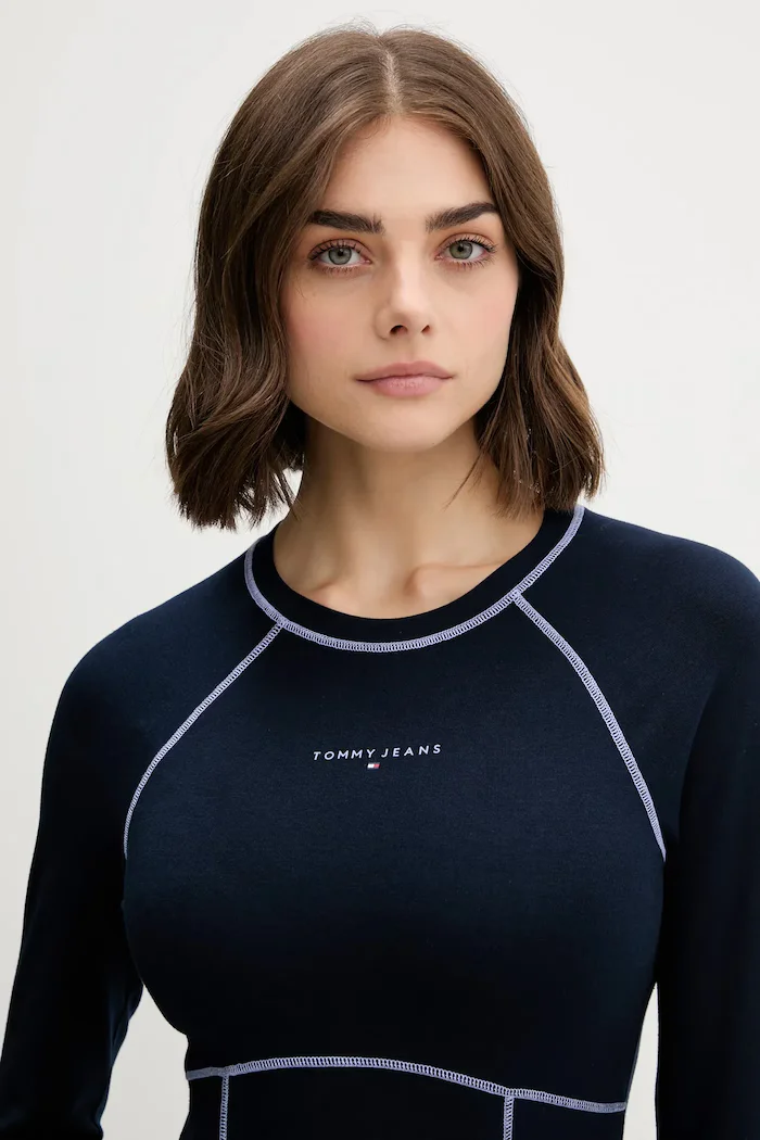 Tommy Jeans Рокля в тъмносиньо къса разкроена DW0DW21465