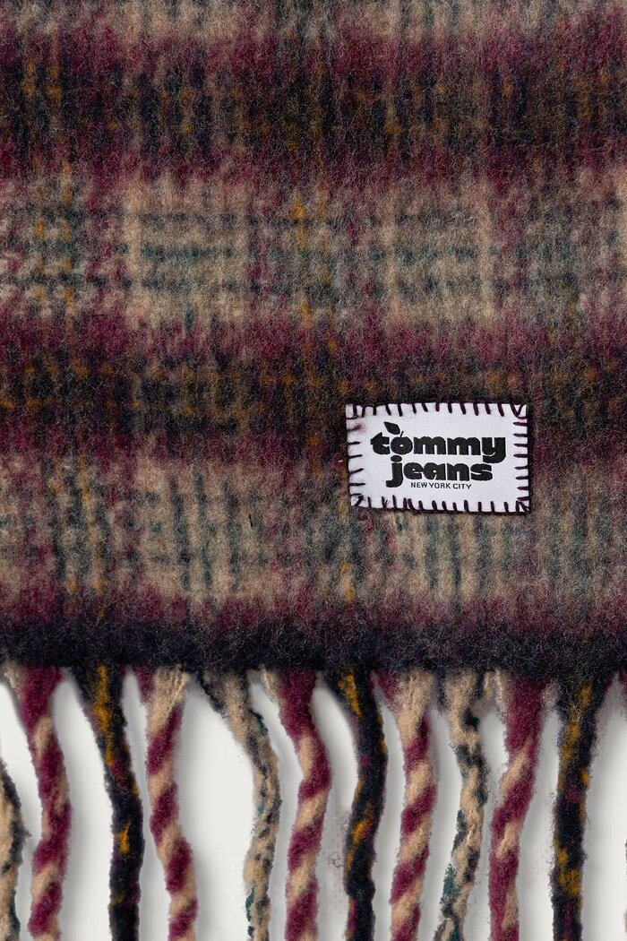 Tommy Jeans шал дамски от вълнена материя бежов AW0AW18985